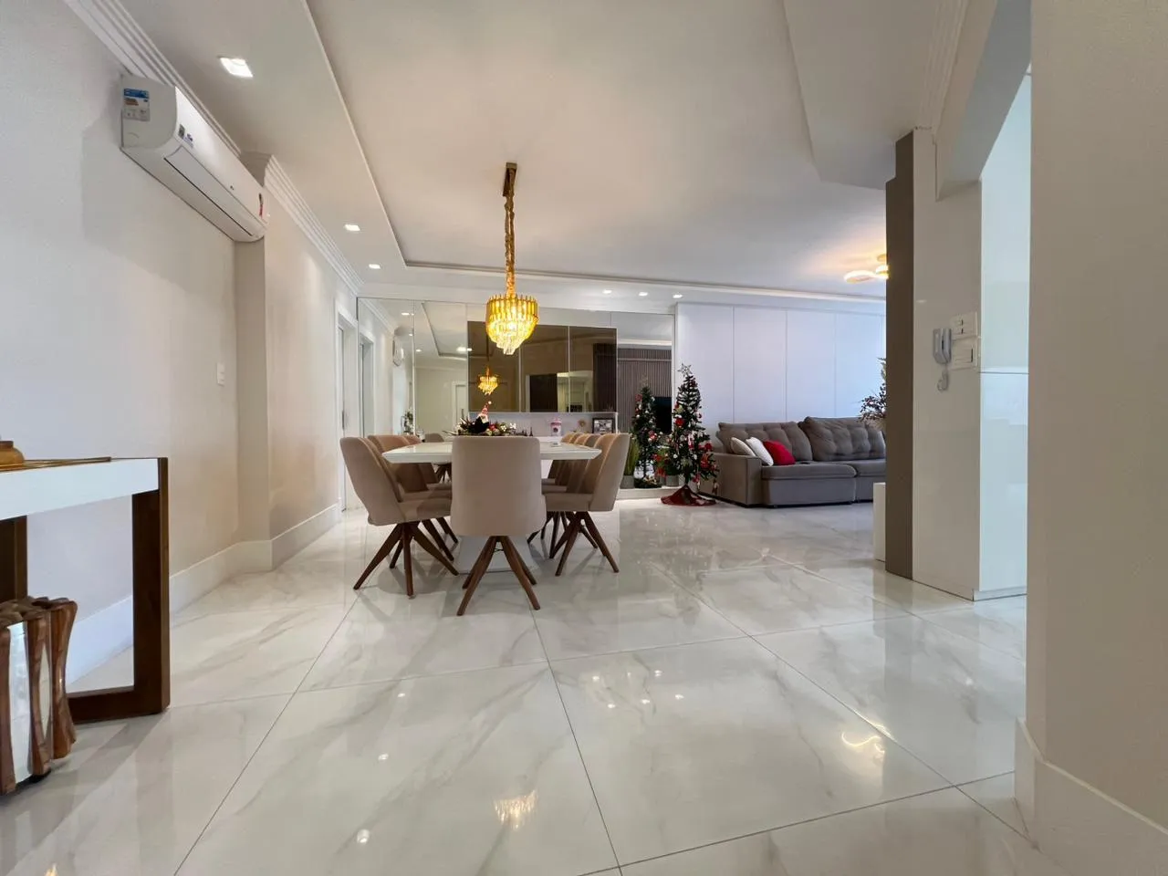 Imagem Apartamento à venda com 195.5m2 por R$ 3.800.000,00