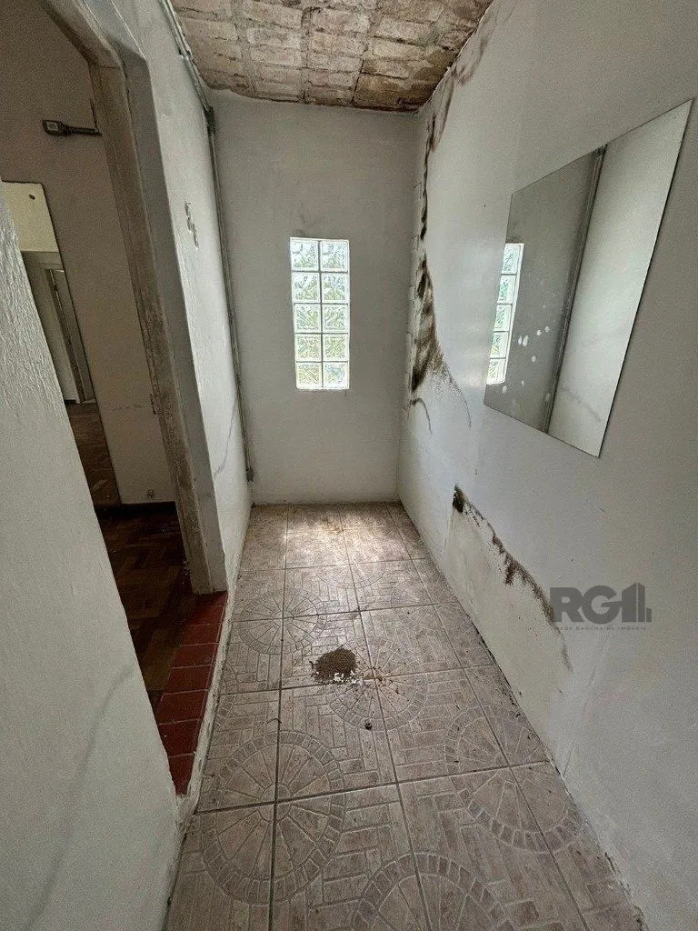 Imagem Casa com 3 quartos, 4 vagas e 120m² no bairro Vila Assução