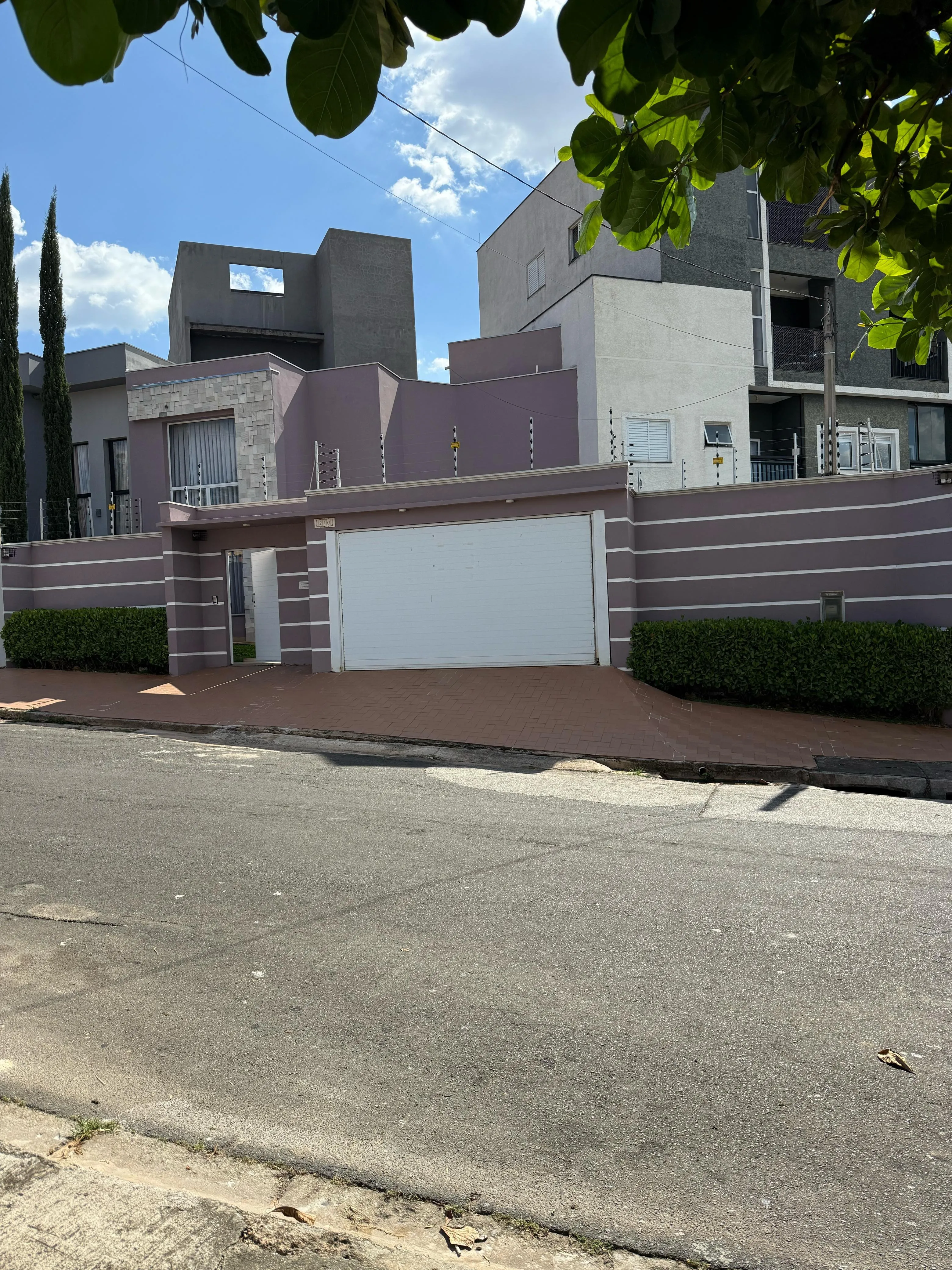 Imagem Casa Moderna com Pé Direito Duplo no Piazza Di Roma ? Sorocaba
