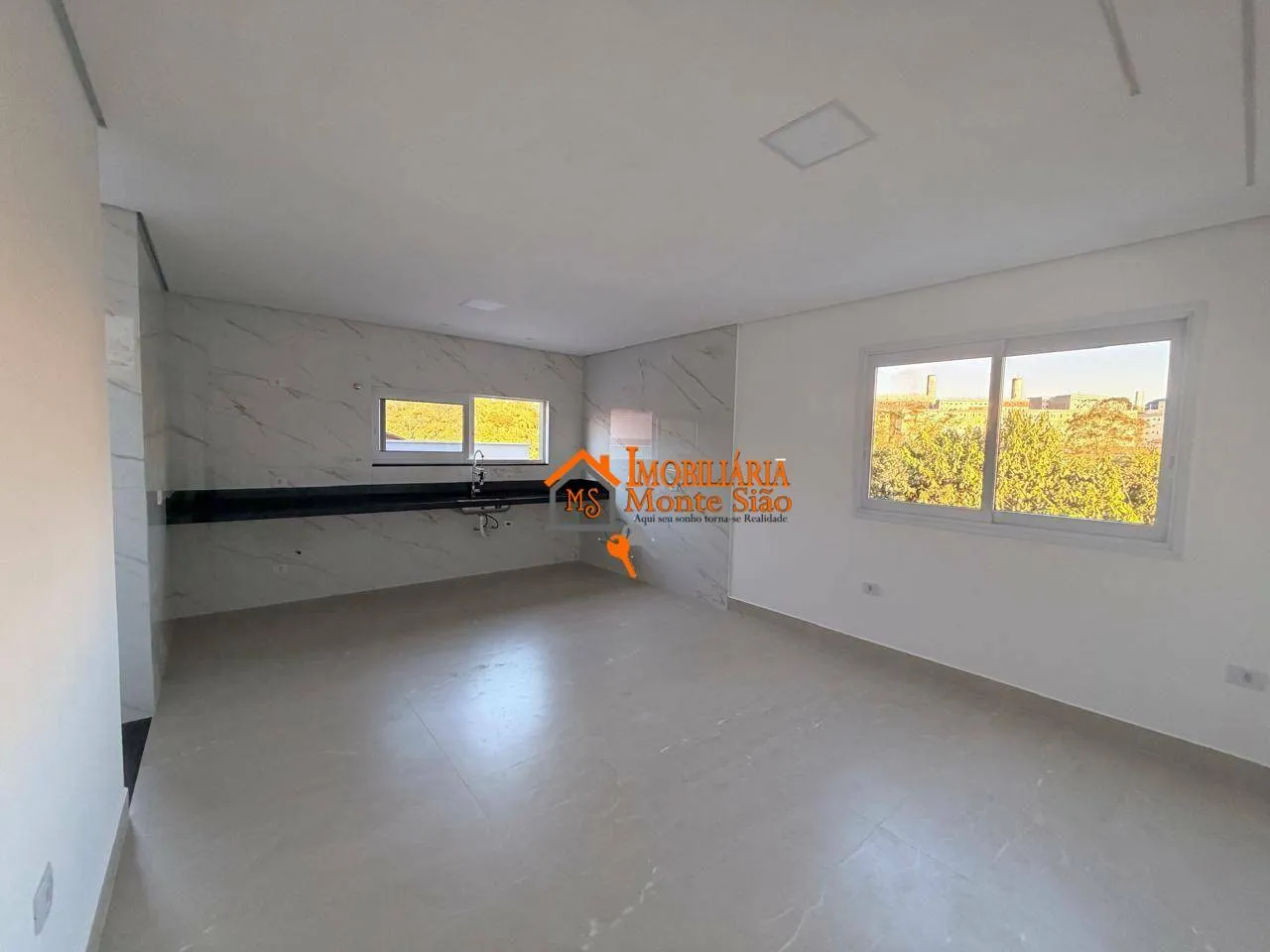 Imagem Sobrado com 3 dormitórios à venda, 96 m² por R$ 1.300.000,00 - Carmela - Guarulhos/SP