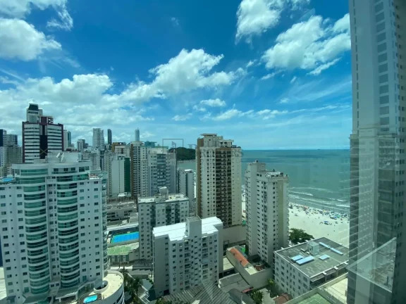 Imagem Apartamento com 4 suítes à venda no Centro de Balneário Camboriú/SC