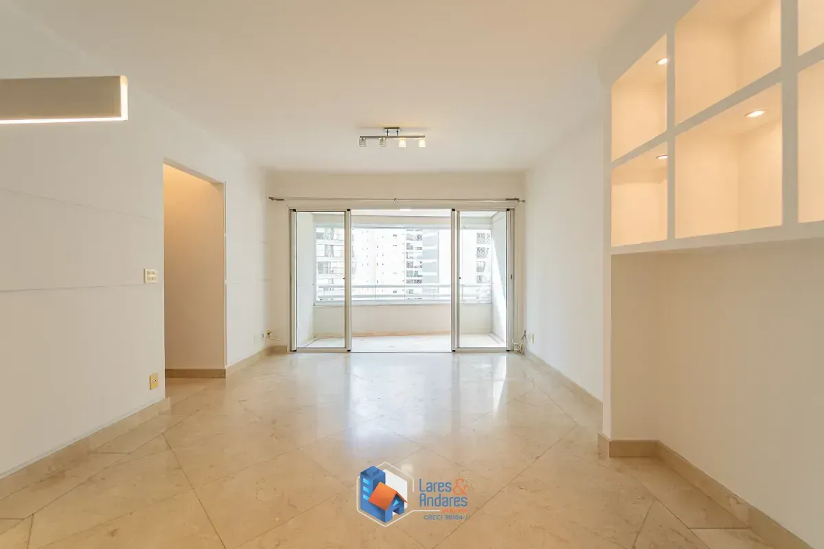 Imagem Apartamento para venda em Moema com 4 quartos, sendo 1 suíte, 104m²