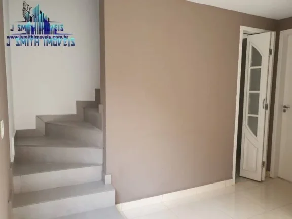 Imagem Empreendimento com 8 Casas Isoladas de 4 Dormitórios sendo 2 Suítes 1 com Closet.

Perfeito para q...