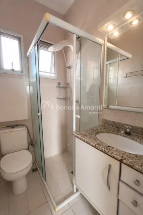 Imagem Casa muito bem distribuída em condomínio fechado, situada em uma das regiões mais valorizadas de ...