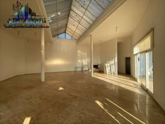 Imagem CASA CLÁSSICA, AT 3.500 m² ! 5 sts, piscina, salão! P/ REFORMAR