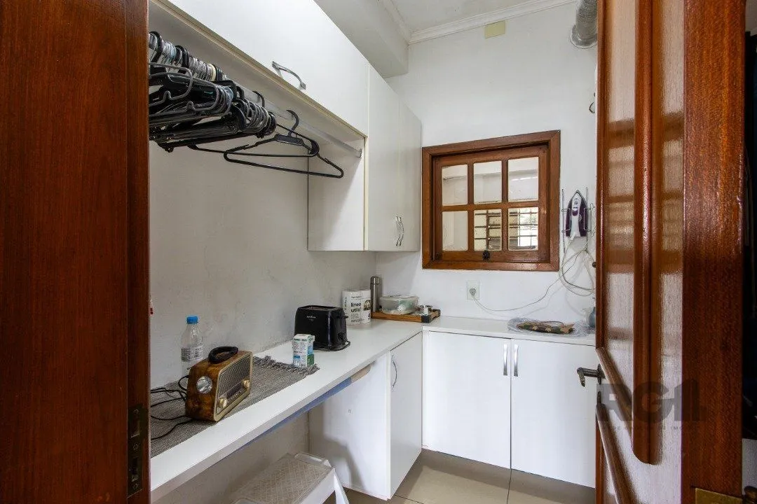 Imagem Casa para Venda - 440m², 3 dormitórios, sendo 1 suites, 2 vagas - Santa Tereza