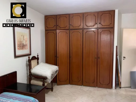 Imagem Apartamento de 3 dormitórios com 165m² no coração do Gonzaga, Santos