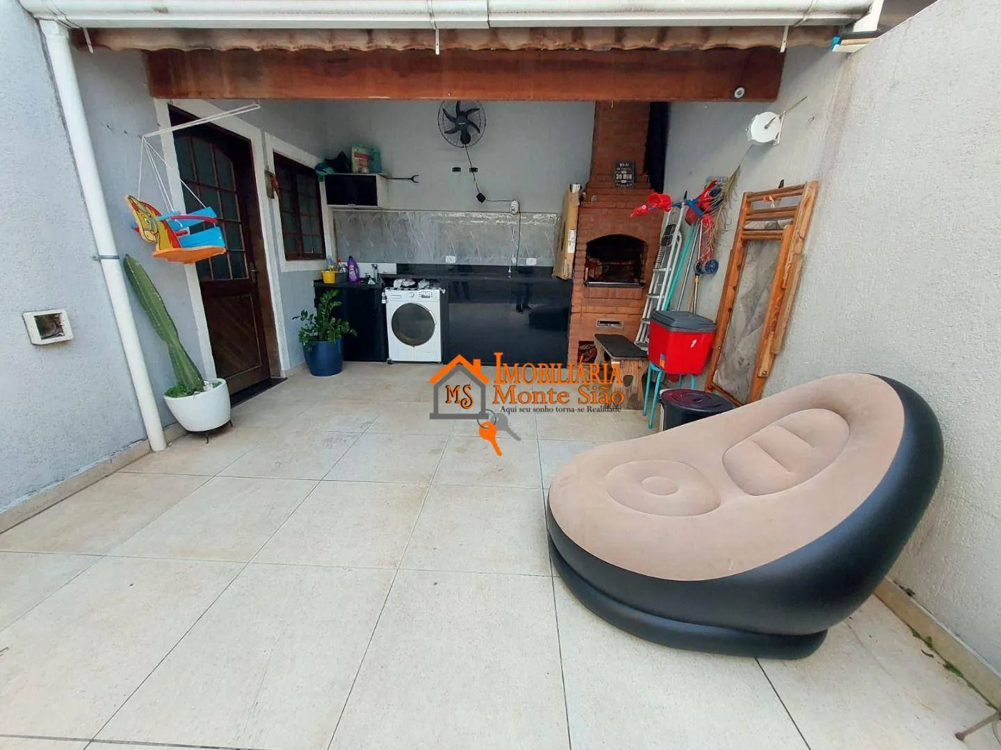 Imagem Sobrado com 2 dormitórios à venda, 106 m² por R$ 395.000,00 - Jardim do Papai - Guarulhos/SP