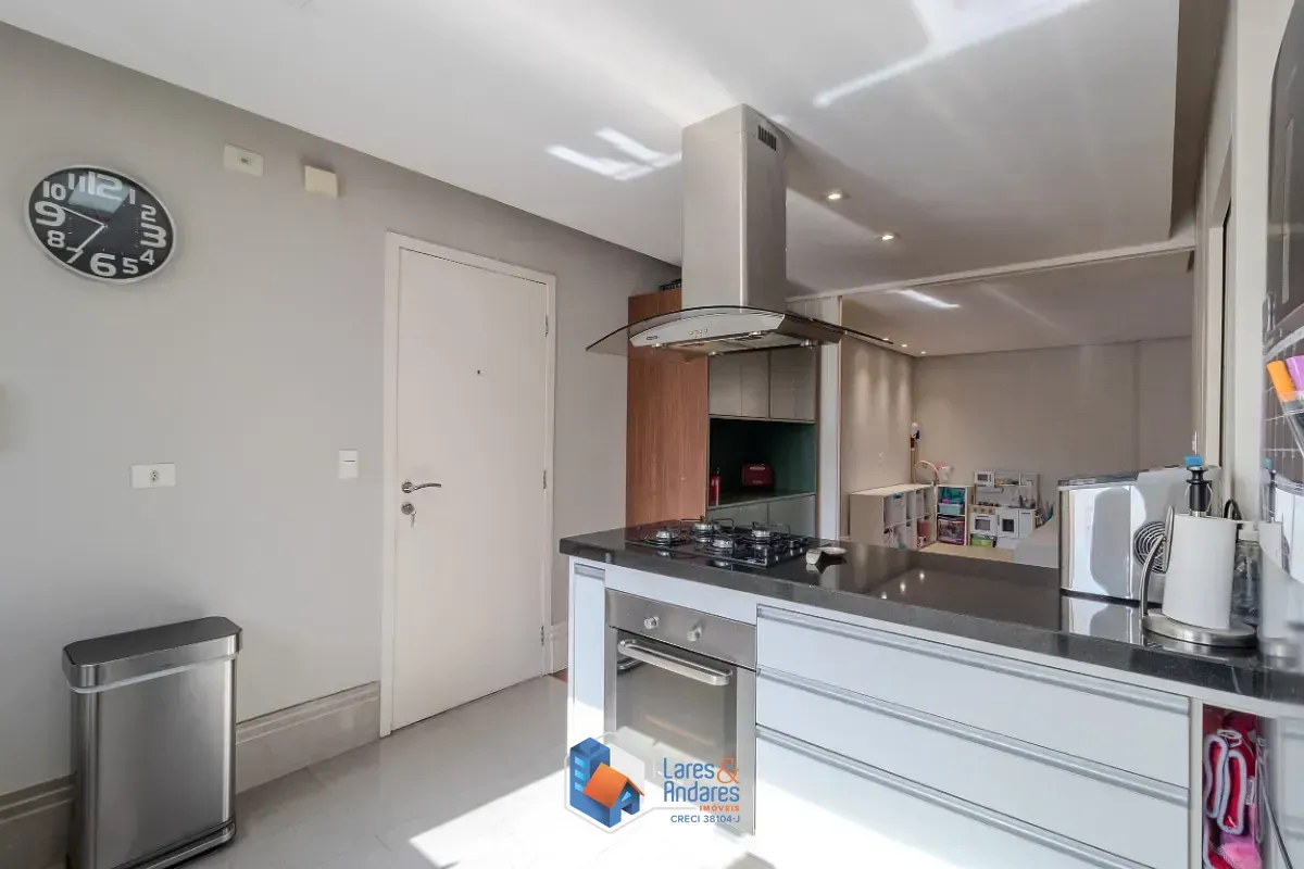 Imagem Apartamento para venda em Moema com 3 quartos, sendo 1 suíte, 134m²