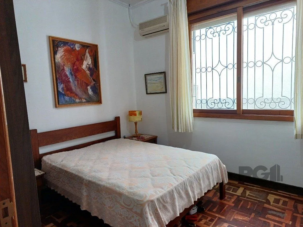 Imagem Casa averbada, ampla e ensolarada!