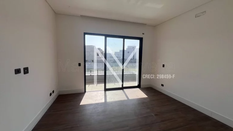 Imagem Casa Sobrado à venda 4 Quartos 4 Suítes 258m² Condomínio - Bairro Floresta