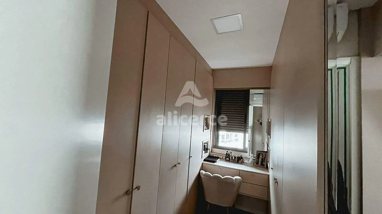 Imagem Apartamento à venda com 3 quartos 2 suítes, 91,65m² em Barreiros São José