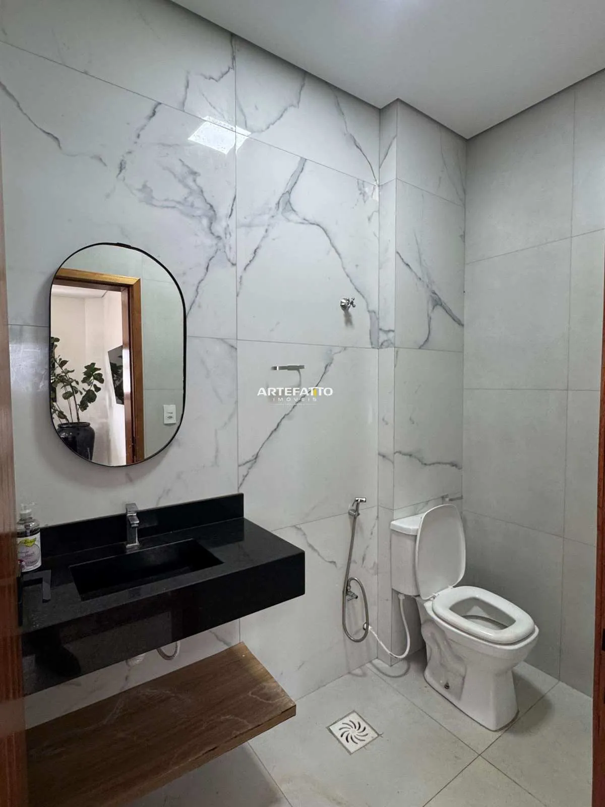 Imagem Chácara à venda em Franca, Parque dos Ipês, com 5 quartos, 400m2