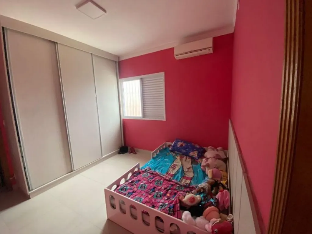 Imagem CASA COM 175,00 m² - GUILHERMINA - PRAIA GRANDE SP