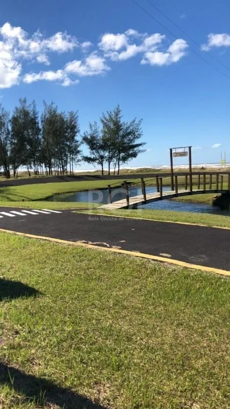 Imagem Casa para Venda - 320m², 4 dormitórios, sendo 2 suites, 3 vagas - Centro