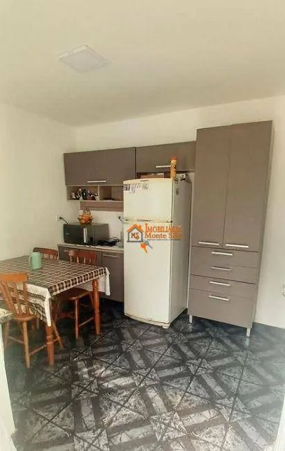 Imagem Casa com 3 dormitórios à venda por R$ 265.000 - Recreio São Jorge - Guarulhos/SP