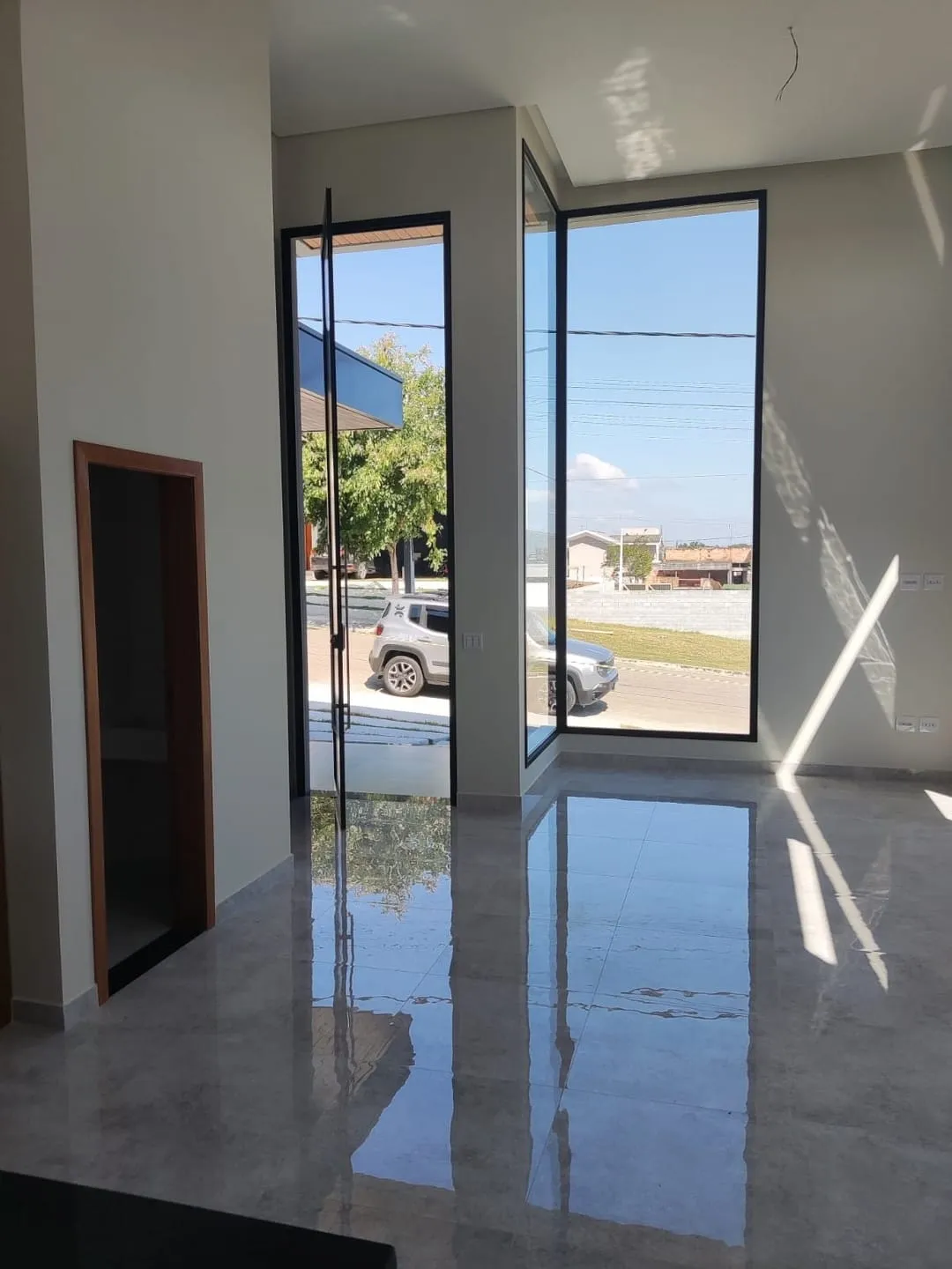 Imagem Casa à venda 3 Quartos, 1 Suite, 2 Vagas, 300M², Bairro do Grama, Caçapava - SP | Condomínio Terras do Vale