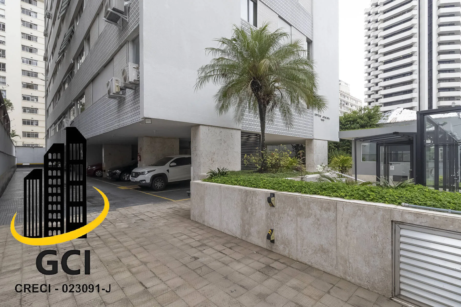 Imagem 100m2 e 1 vaga nos Jardins - simpático, bem reformado e cheio de bossa!