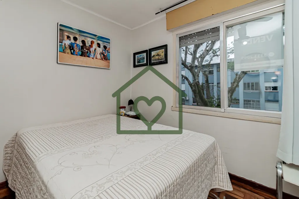 Imagem Heras vende excelente apartamento: 
 
- 3 dormitórios 
- Cozinha com copa 
- Área de serviço inde...