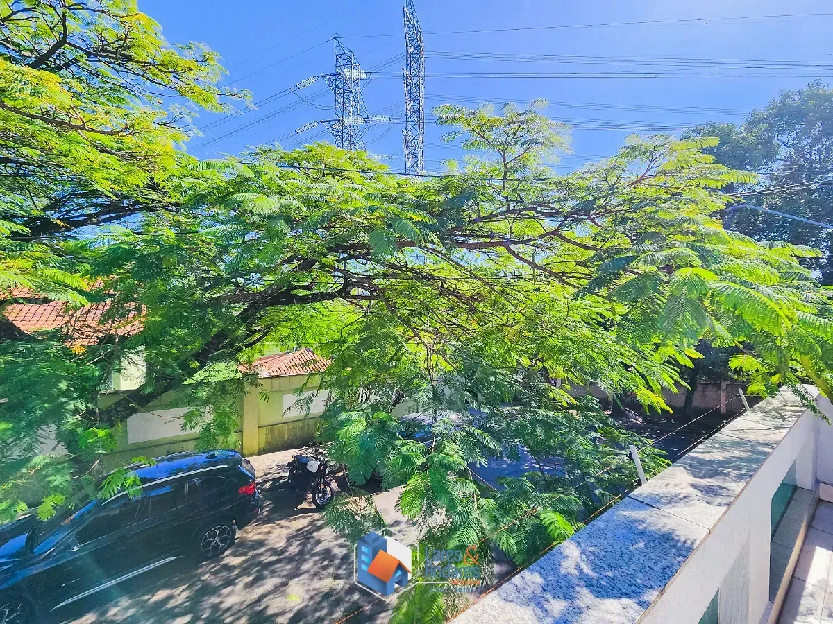 Imagem Sobrado para venda em Conjunto Residencial Vista Verde com 3 quartos, 93m²