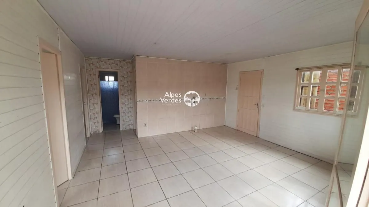 Imagem Casa com 2 quartos, 63,25m2, à venda em São Francisco de Paula, Centro