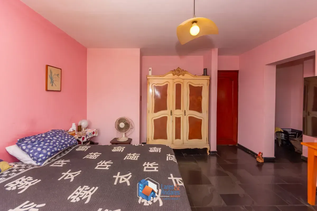 Imagem Casa para venda em City América com 4 quartos, sendo 1 suíte, 248m²