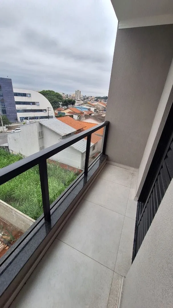 Imagem Sobrado com 3 dormitórios à venda, 260 m² por R$ 1.200.000,00 - Jardim Santa Clara - Guarulhos/SP