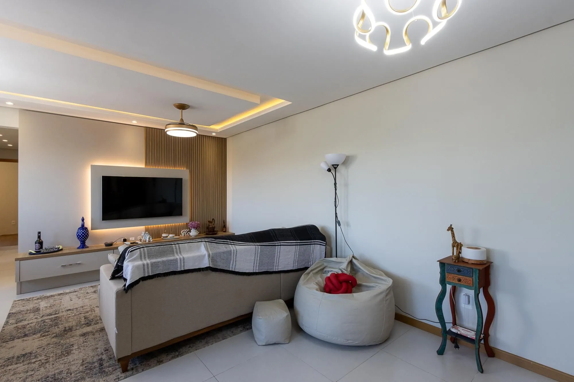 Imagem Apartamento | 3 Quartos | 1 Suíte | 103,29m2 Privativos | Vaga Dupla | Bairro Cristal