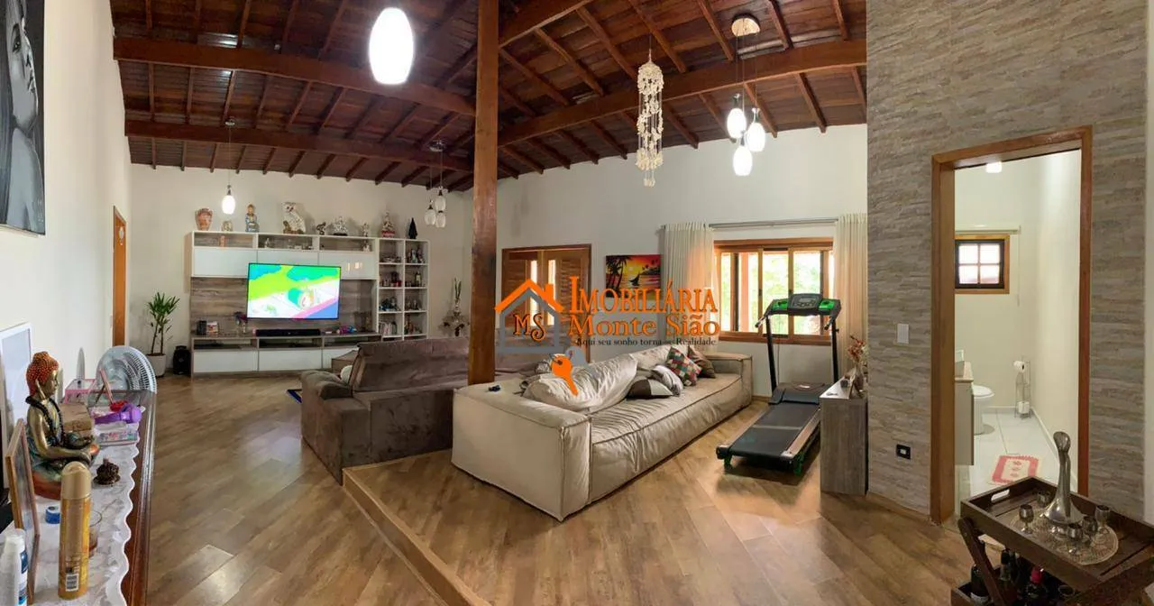 Imagem Casa com 4 dormitórios à venda, 300 m² por R$ 2.500.000,00 - Fazenda Velha - Arujá/SP