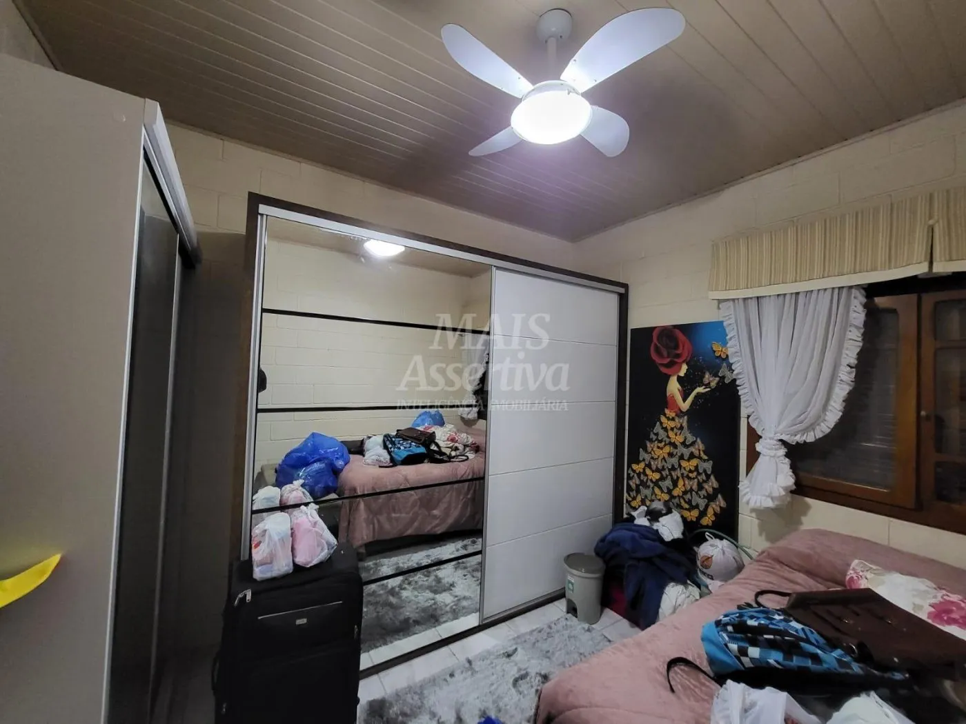 Imagem Ótimo Sítio à venda localizado no bairro Águas Claras em Viamão/RS