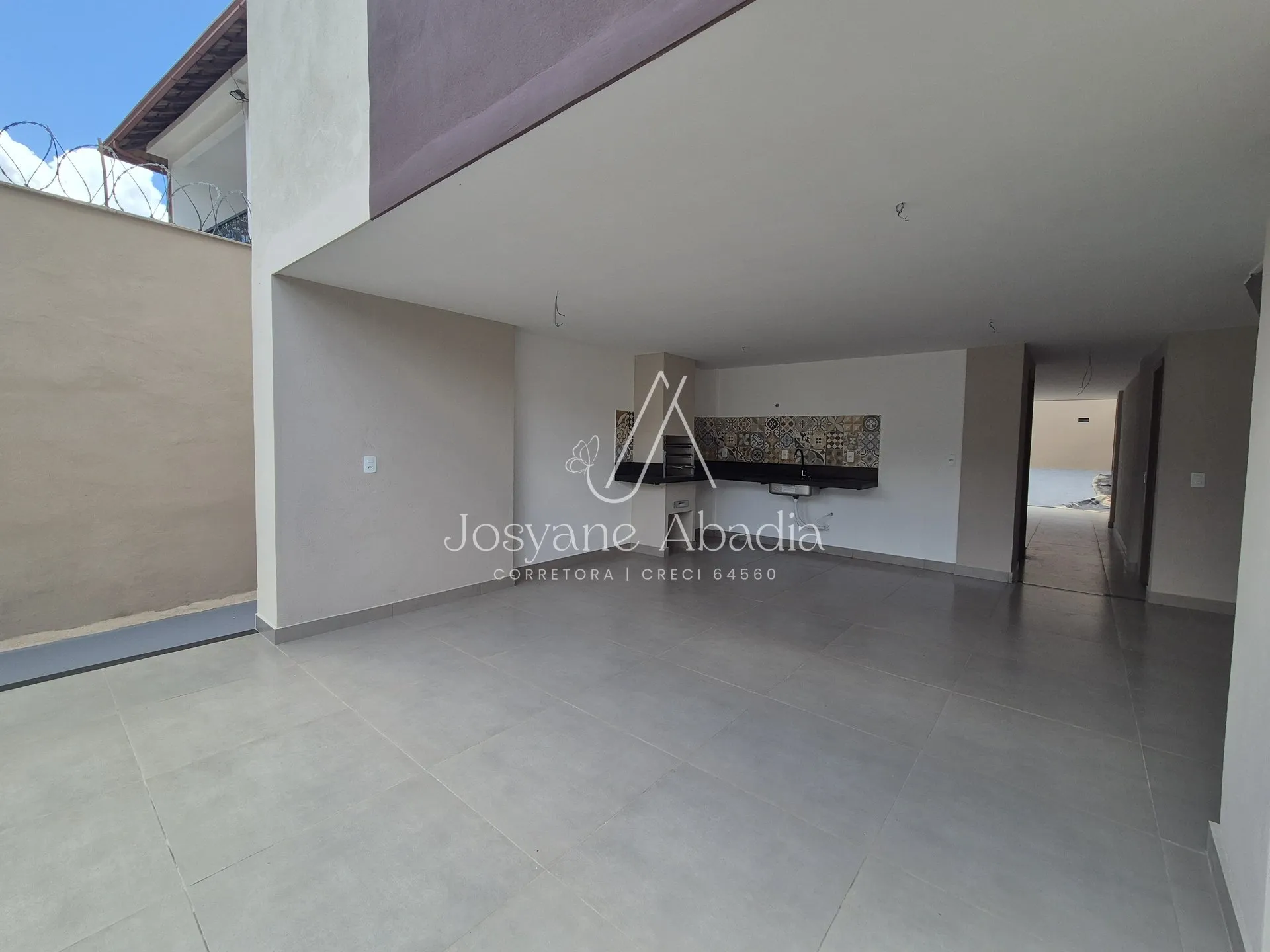 Imagem Casa Nova à Venda no Bairro Aeroporto em Juiz de Fora | 3 Quartos, Suíte e Alto Padrão