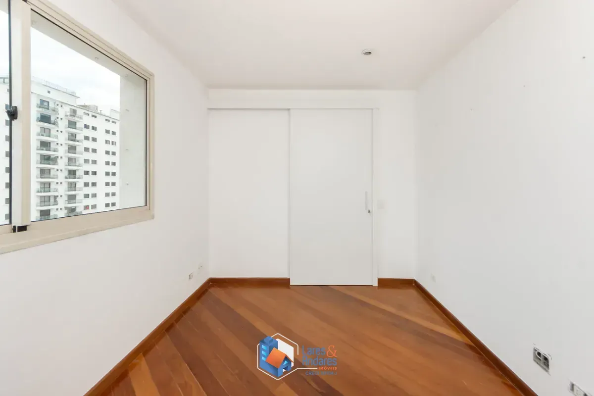 Imagem Apartamento para venda em Moema com 2 quartos, sendo 2 suítes, 138m²