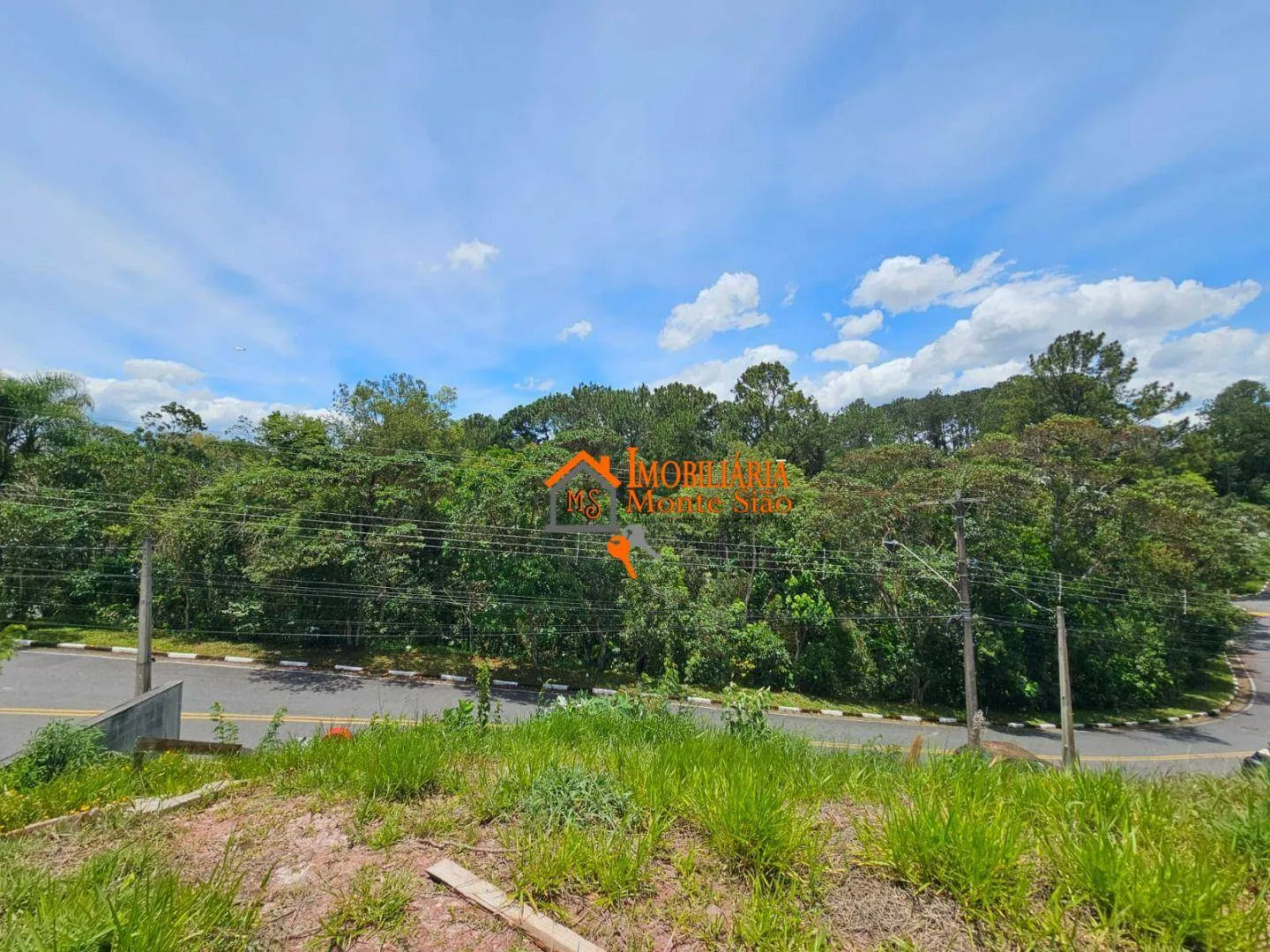 Imagem Terreno à venda, 367 m² por R$ 1.468.000,00 - Caputera - Arujá/SP
