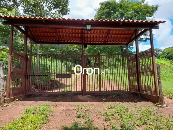 Imagem Chácara à venda, 48400 m² por R$ 1.990.000,00 - Chácara Sol Nascente - Senador Canedo/GO
