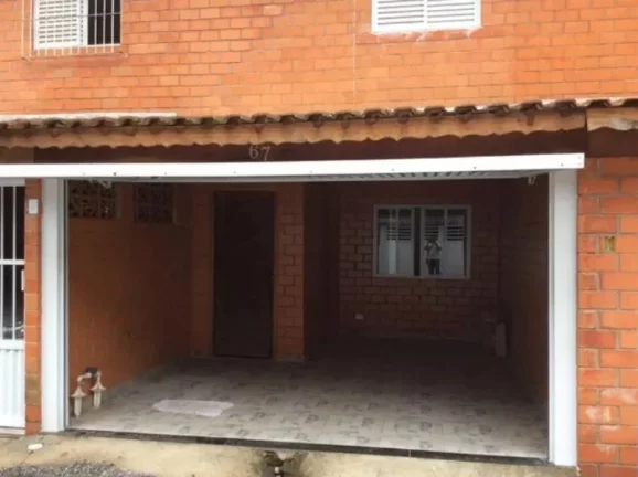 Imagem CASA COM 79 m² - VILA VOTURUA - SÃO VICENTE SP