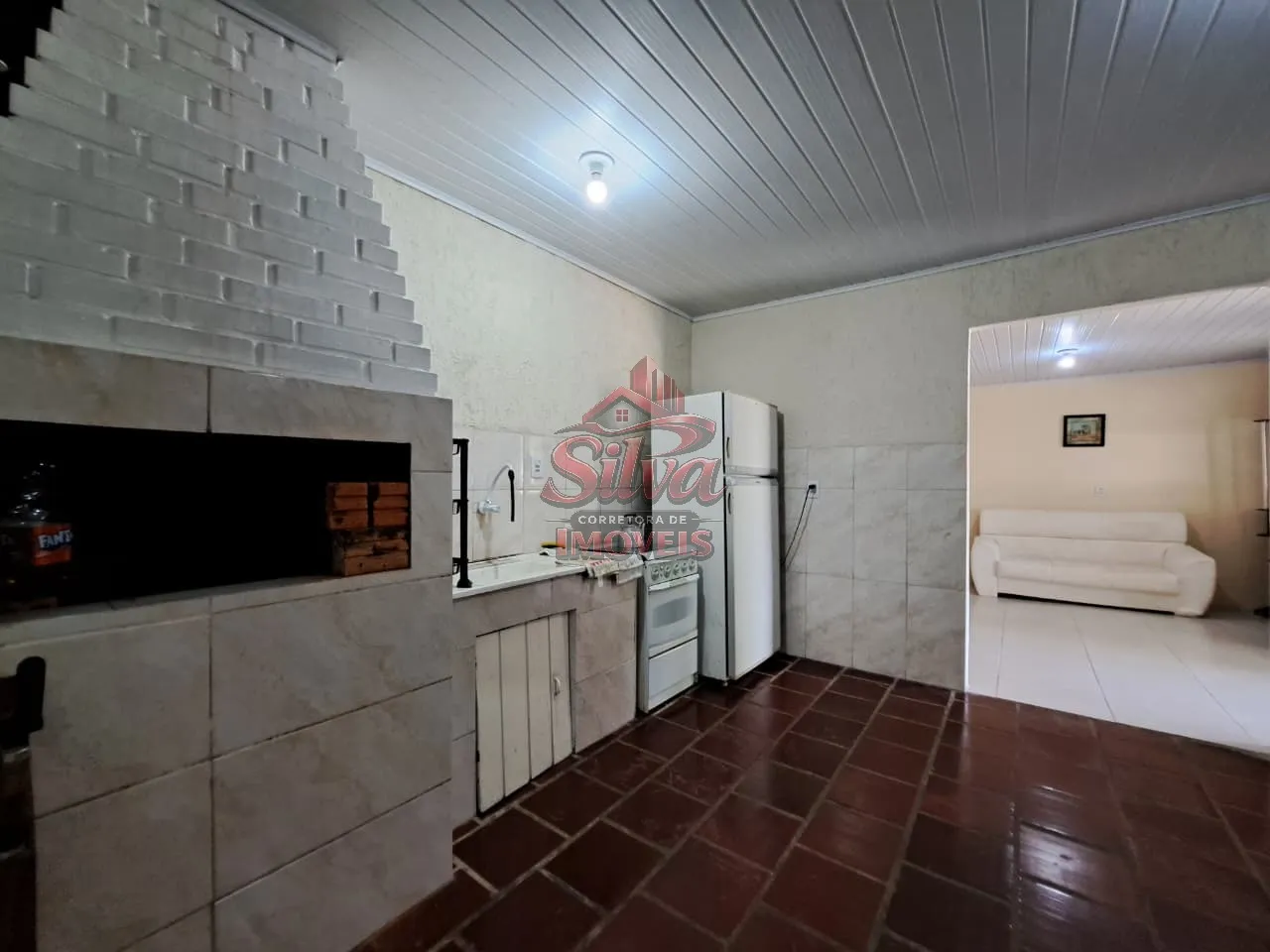 Imagem C384 | Casa 3 dormitórios de esquina em Mariluz
