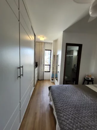 Imagem Excelente apartamento com três quartos e armários planejados a venda na Pituba
