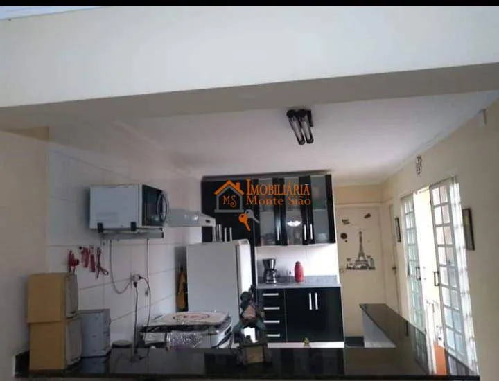 Imagem Sobrado com 3 dormitórios à venda, 140 m² por R$ 570.000,00 - Jardim São Roberto - Guarulhos/SP