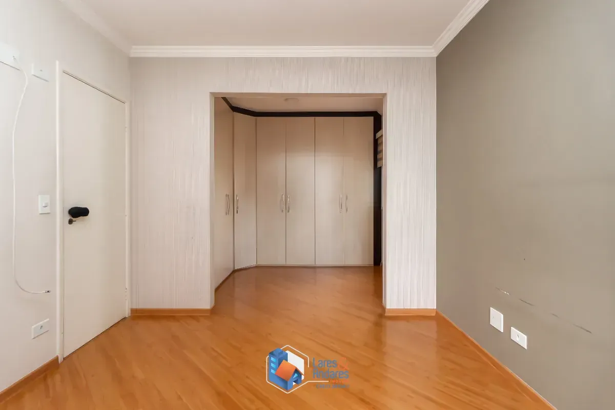 Imagem Apartamento para venda em Saúde com 3 quartos, sendo 1 suíte, 105m²