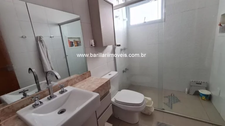 Imagem Casa Térrea com piscina em Condomínio
