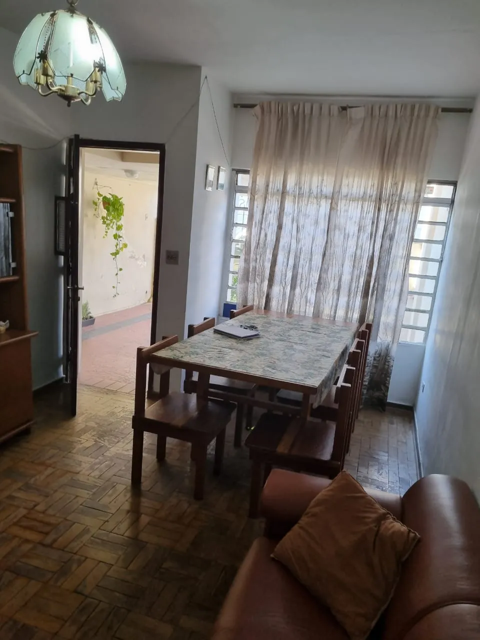 Imagem VENDO CASA COM 03 DORMITÓRIOS NO BAIRRO CAMPO GRANDE-CAMPININHA!