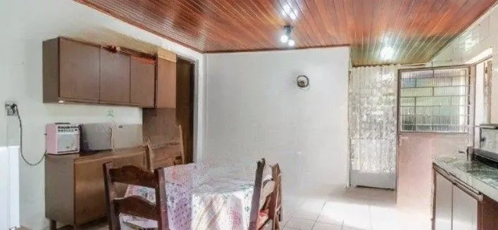 Imagem Casa de 3 dormitórios para venda ,estuda imóvel de menor valor no negócio, bairro Partenon em Porto Alegre/RS.