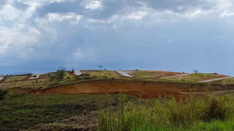 Imagem Terreno à venda, 294 m² - Portal da Mantiqueira - Cruzeiro/SP