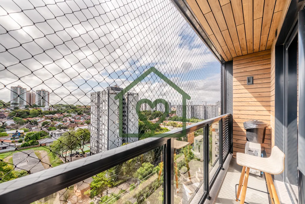 Imagem Lindo apartamento mobiliado de 70m² no bairro Boa Vista, Porto Alegre. Com 2 suítes e 2 vagas de g...