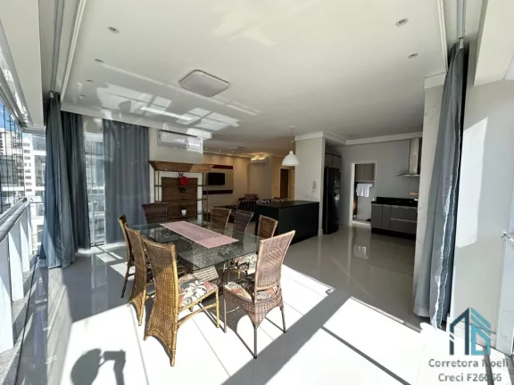 Imagem Apartamento 03 suítes, 02 vagas, andar alto em Balneário Camboriú SC