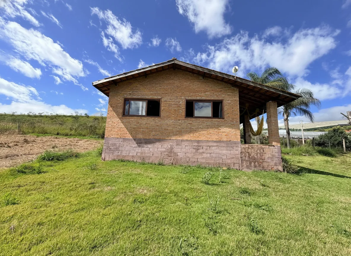 Imagem Chácara 60 m² à venda em Tamanduá, Andradas