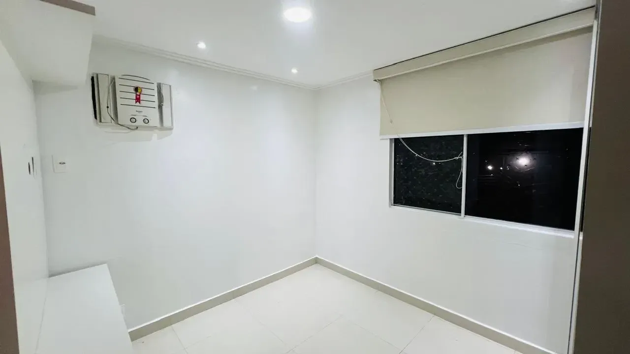 Imagem Apartamento com 3 Quartos à Venda, 76 m² em Flores - Manaus