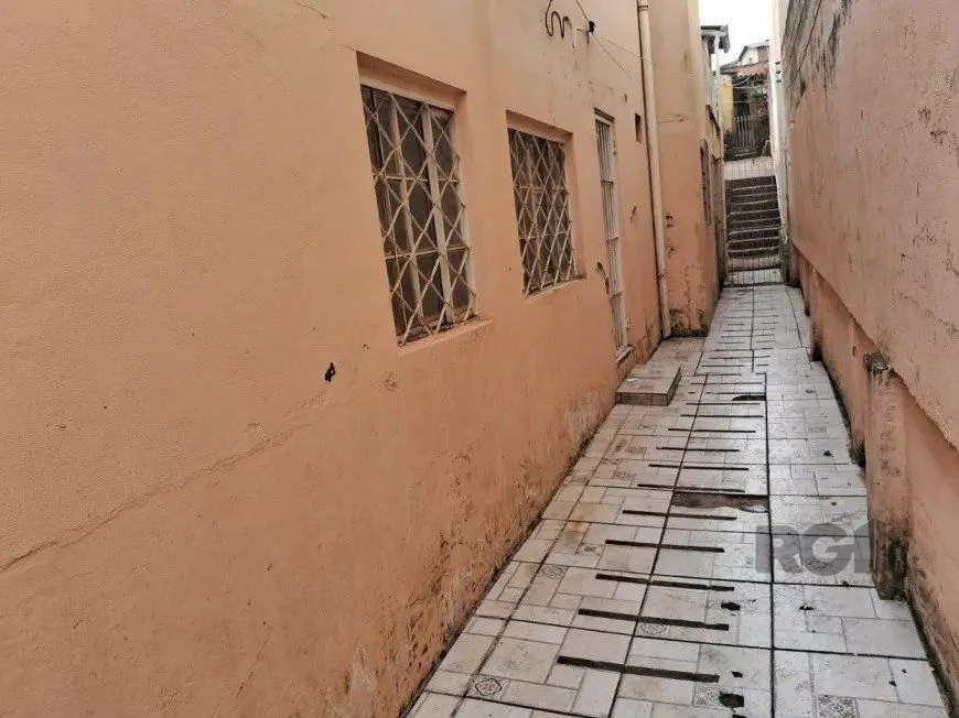 Imagem Casa com 3 dormitórios no bairro Vila Jardim