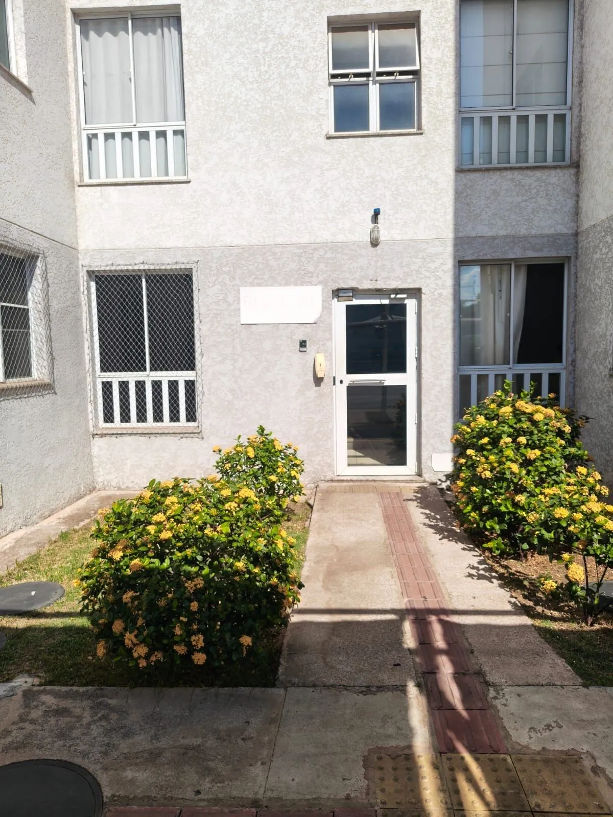 Foto do imóvel APARTAMENTO 2 QUARTOS NO CONDOMÍNIO MIRANTE DO COXIPÓ em Rua Alexandre de Barros