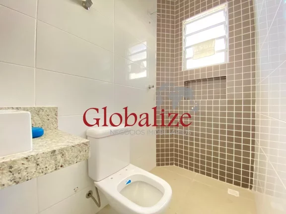 Imagem Casa com 2 quartos, sendo 1 suíte, Vaga de garagem pra carro e moto por R$ 649.000,00